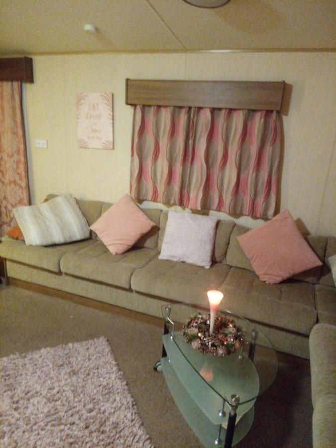 Bude Caravan Sleeps six Summer Breeze Buitenkant foto