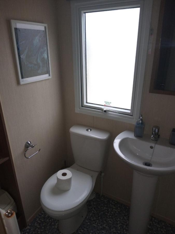 Bude Caravan Sleeps six Summer Breeze Buitenkant foto