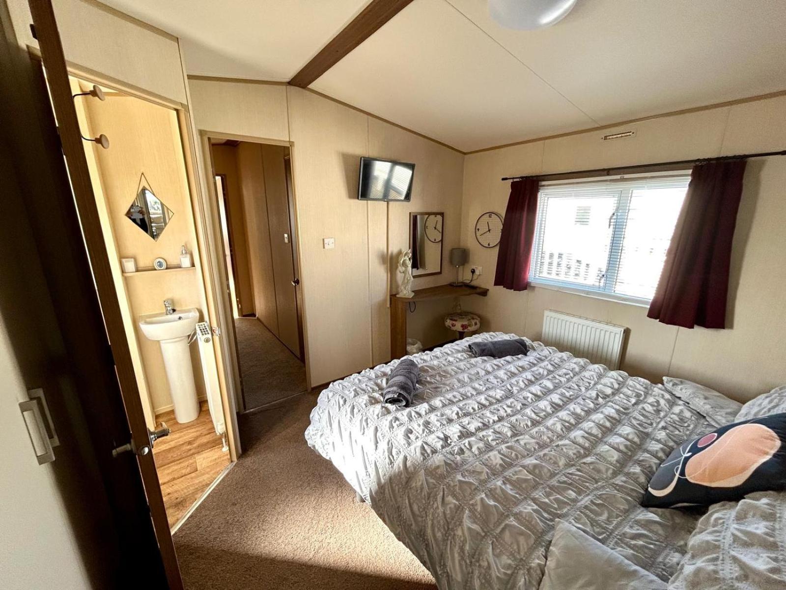 Bude Caravan Sleeps six Summer Breeze Buitenkant foto